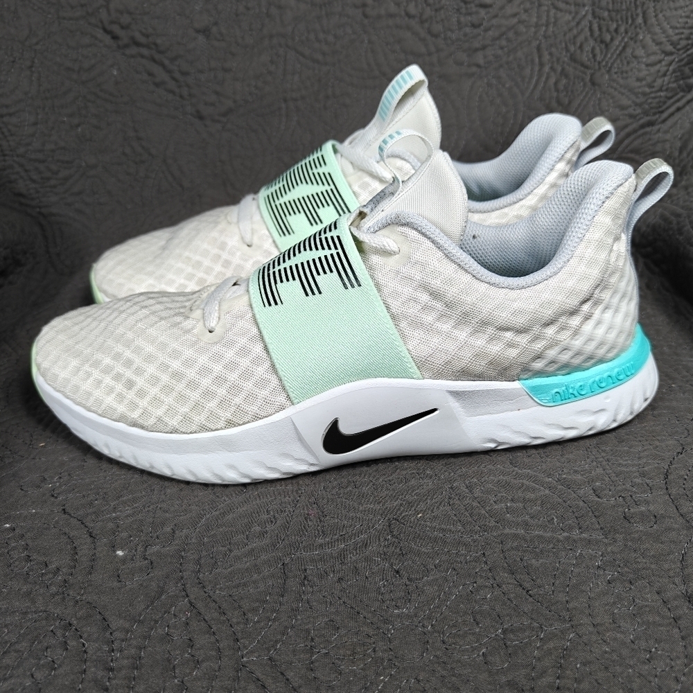 Nike Renew In Season Women's White Mint Sneakers Running Shoes Size 10